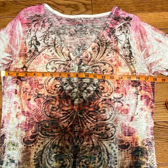 Sundance Long Sleeve Grunge Tee Size Medium - Picture 6 of 7